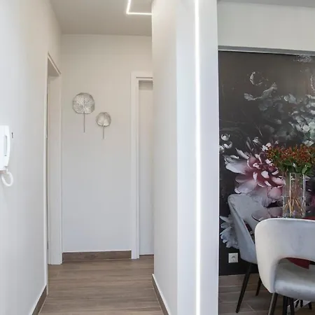 Deka Luxury Apartment Τρίκαλα Εξωτερικό φωτογραφία