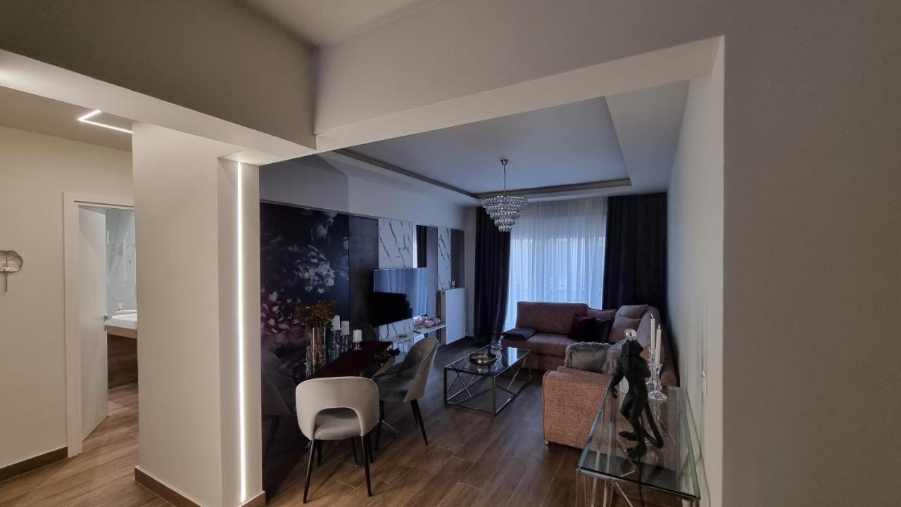 Deka Luxury Apartment *
