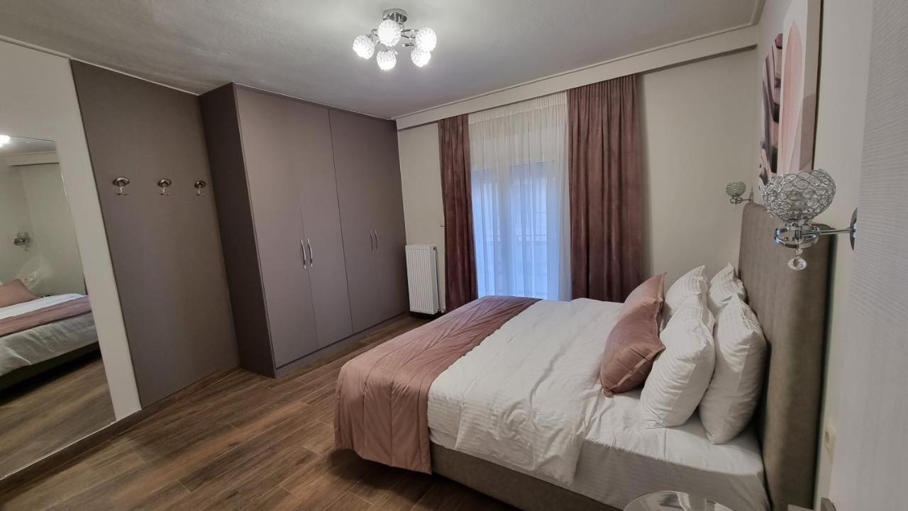Deka Luxury Apartment *